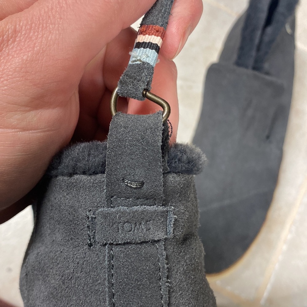 Toms Paxton Shoes - Picture 8 of 9